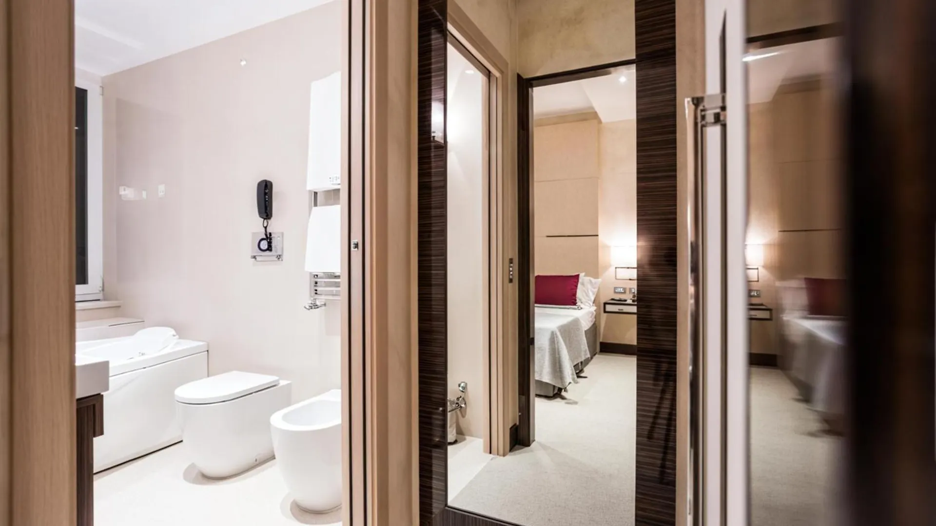 Maison Candia Luxury House Roma 3*,