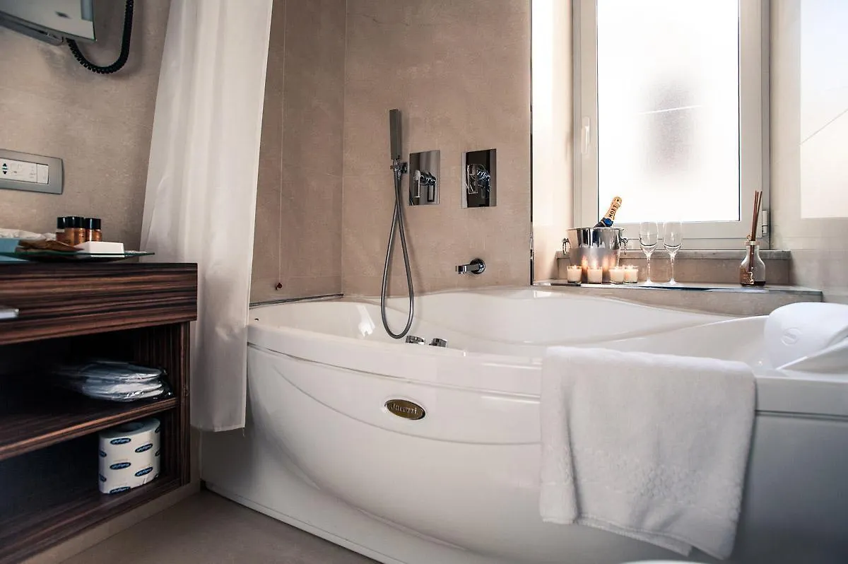 Maison Candia Luxury House Roma Bed and breakfast